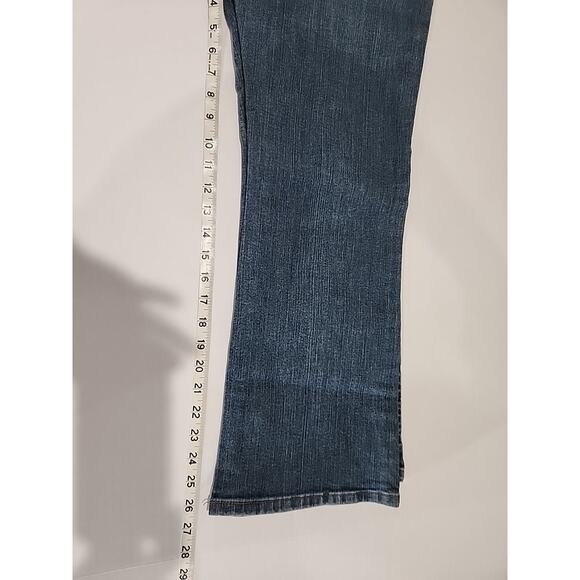 Levi's Women's 515 Bootcut Blue Jeans Size 10P Short Boot Cut - Picture 9 of 10